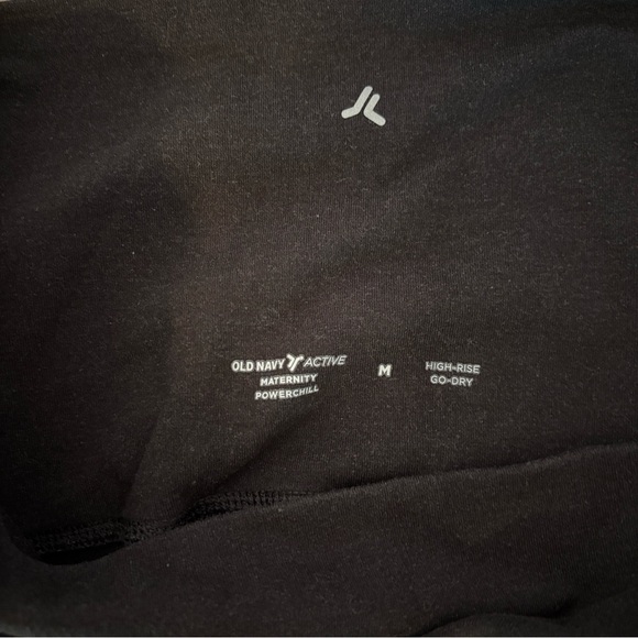 Maternity leggings size medium - Picture 3 of 3